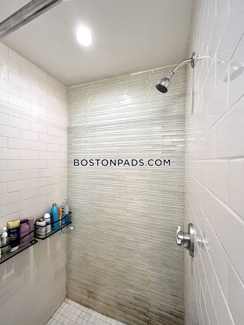 BOSTON - BEACON HILL - 1 Bed, 1 Bath - Image 8