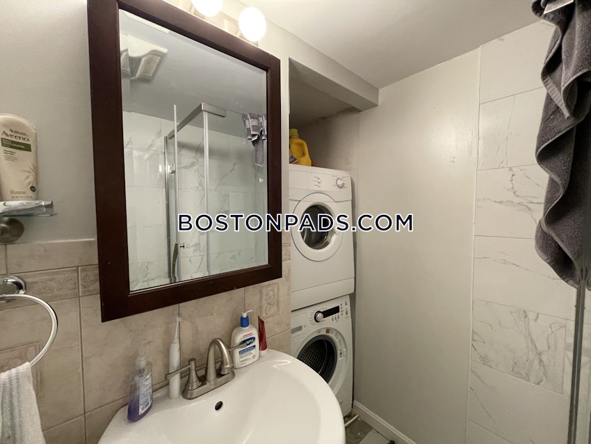 BOSTON - MISSION HILL - 4 Beds, 2 Baths - Image 6