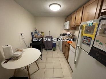 Boston - 2 Beds, 1 Baths