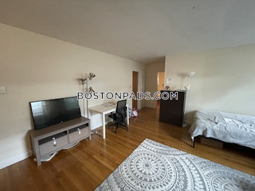 Boston - 2 Beds, 1 Baths