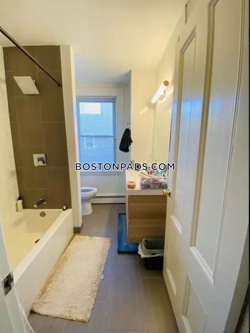BOSTON - SOUTH BOSTON - ANDREW SQUARE - 4 Beds, 2.5 Baths - Image 12