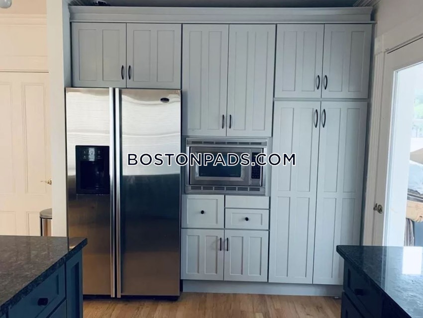 BOSTON - SOUTH BOSTON - ANDREW SQUARE - 4 Beds, 2.5 Baths - Image 2
