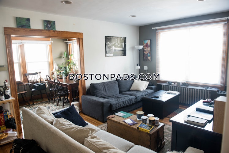 South Crescent Circuit, Boston