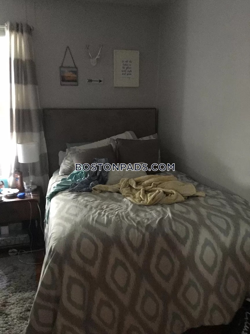 BOSTON - SOUTH BOSTON - EAST SIDE - 4 Beds, 1 Bath - Image 4