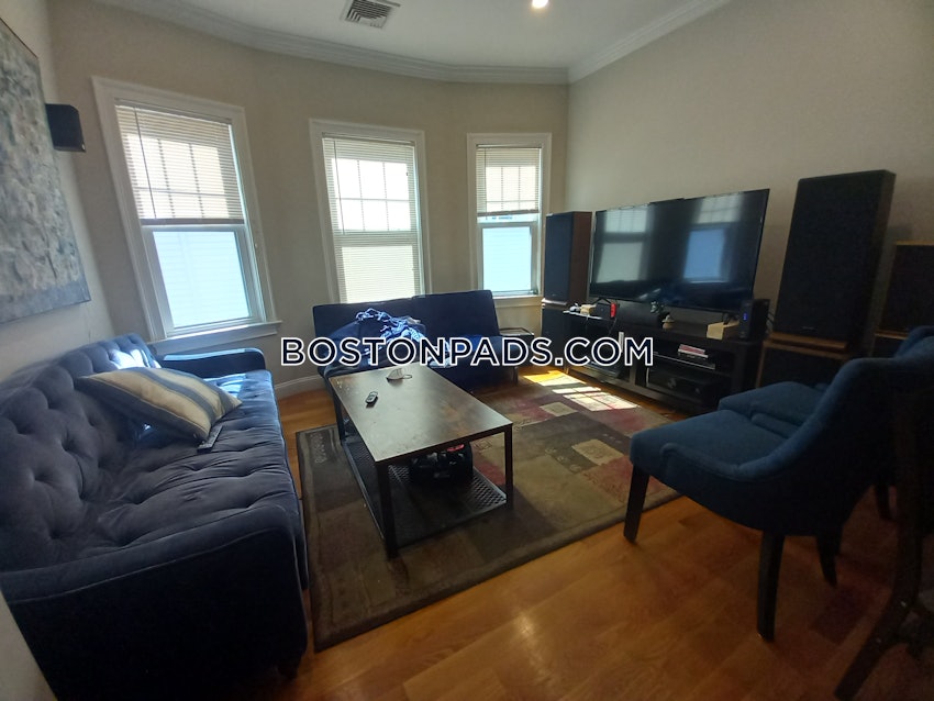 BOSTON - JAMAICA PLAIN - JACKSON SQUARE - 4 Beds, 2 Baths - Image 16