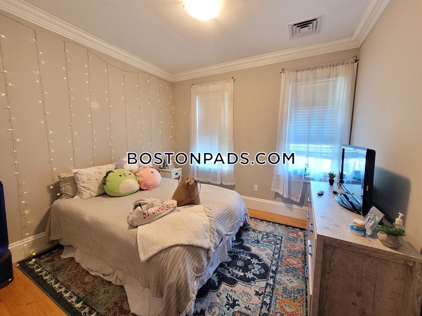 BOSTON - SOUTH BOSTON - ANDREW SQUARE - 4 Beds, 1 Bath - Image 24