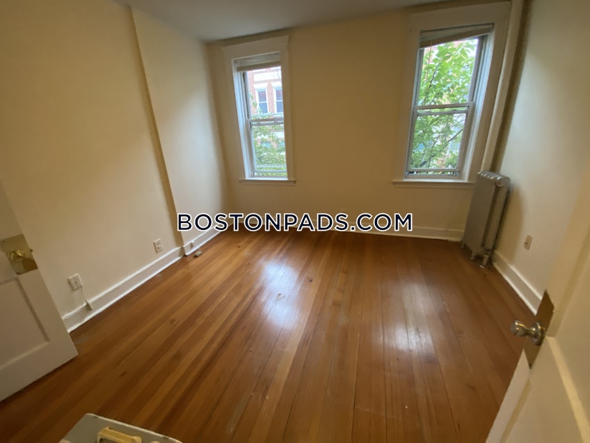 Boston - $2,100+ /month