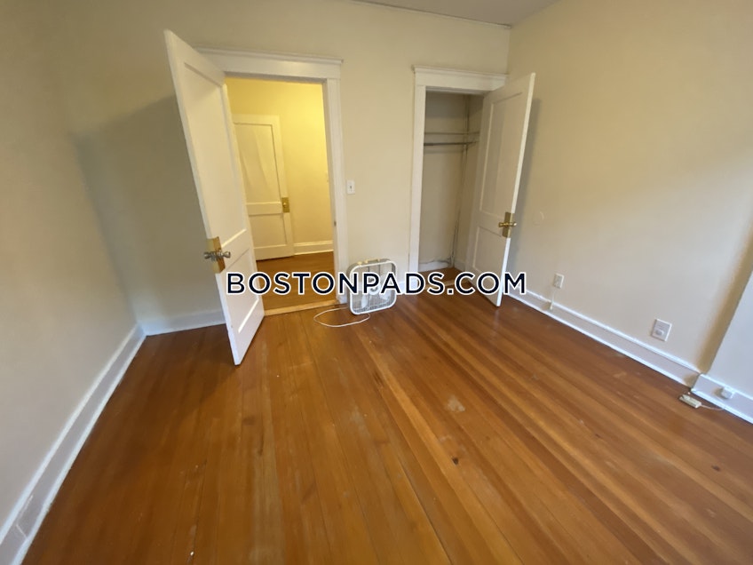Boston - $2,100+ /month