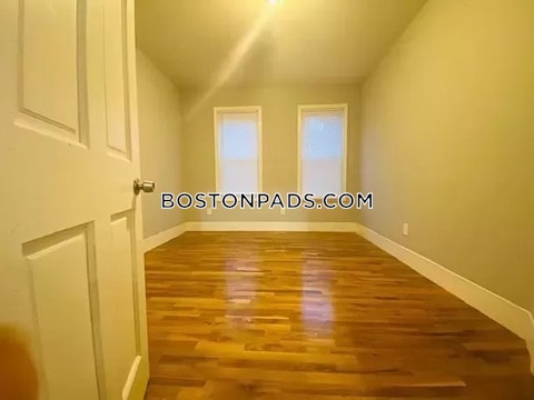 Pinckney St. Somerville photo 8