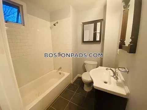 Pinckney St. Somerville photo 6