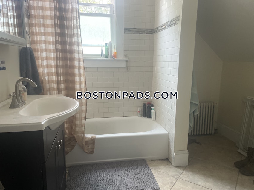 BOSTON - EAST BOSTON - CENTRAL SQ PARK - 5 Beds, 2 Baths - Image 21