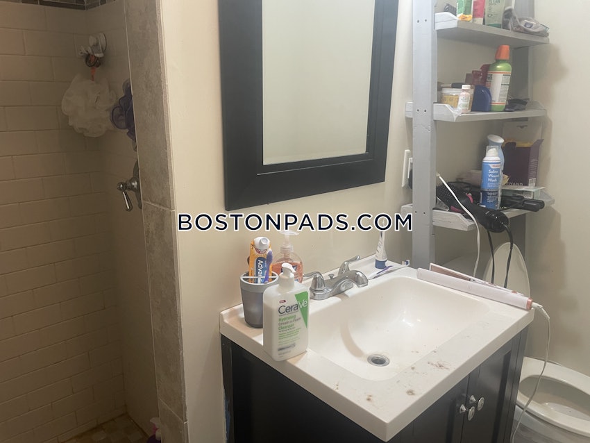 BOSTON - EAST BOSTON - CENTRAL SQ PARK - 5 Beds, 2 Baths - Image 10