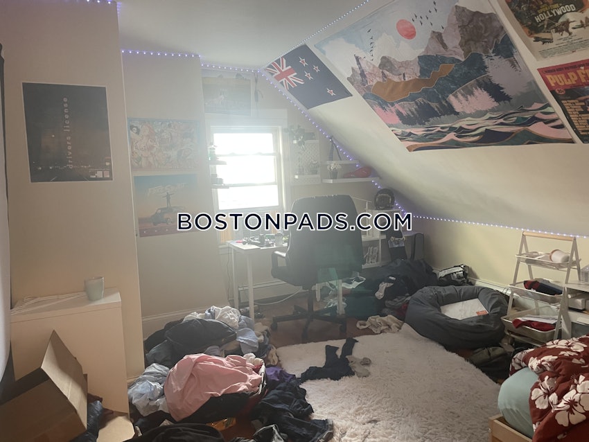 BOSTON - EAST BOSTON - EAGLE HILL - 6 Beds, 2 Baths - Image 4