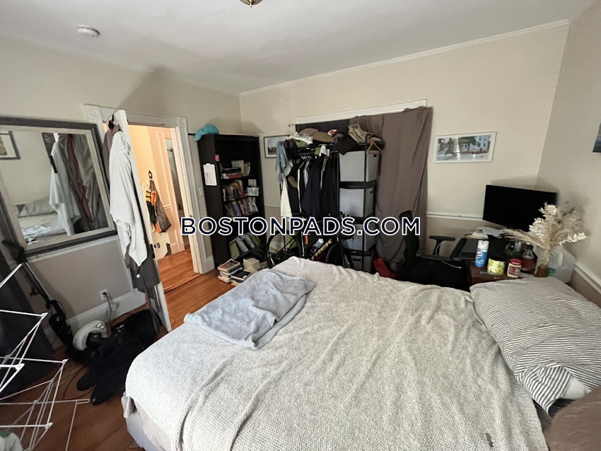 BOSTON - LOWER ALLSTON - 5 Beds, 1.5 Baths - Image 19