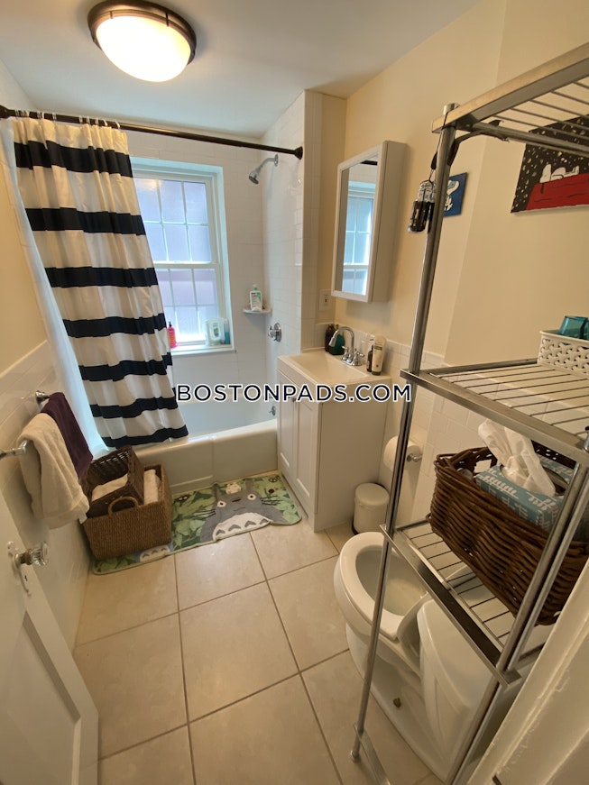 Cambridge - $2,775+ /mo