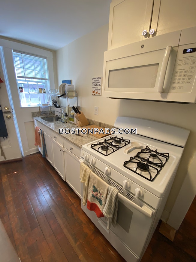 Cambridge - $2,775+ /mo