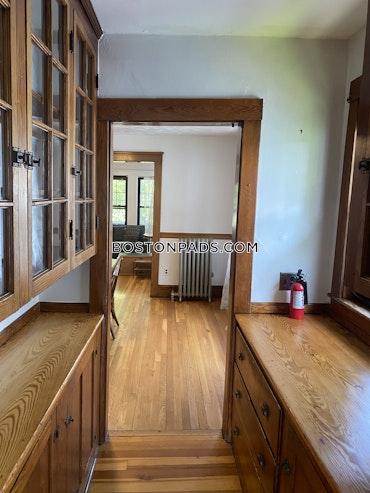 Somerville - 4 Beds, 1 Baths