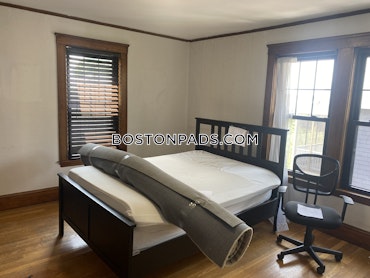 Somerville - 4 Beds, 1 Baths