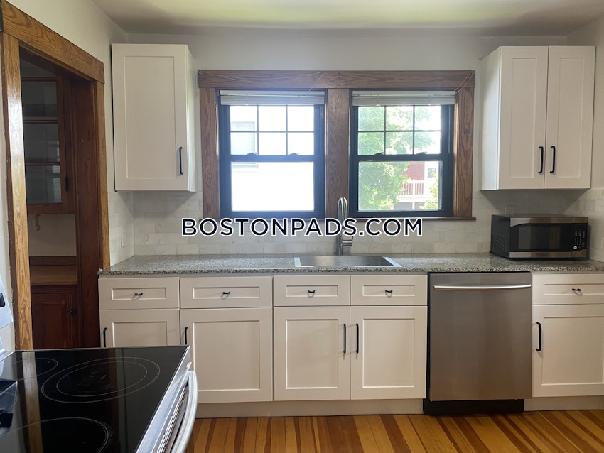 SOMERVILLE - TUFTS - 5 Beds, 1 Bath - Image 70