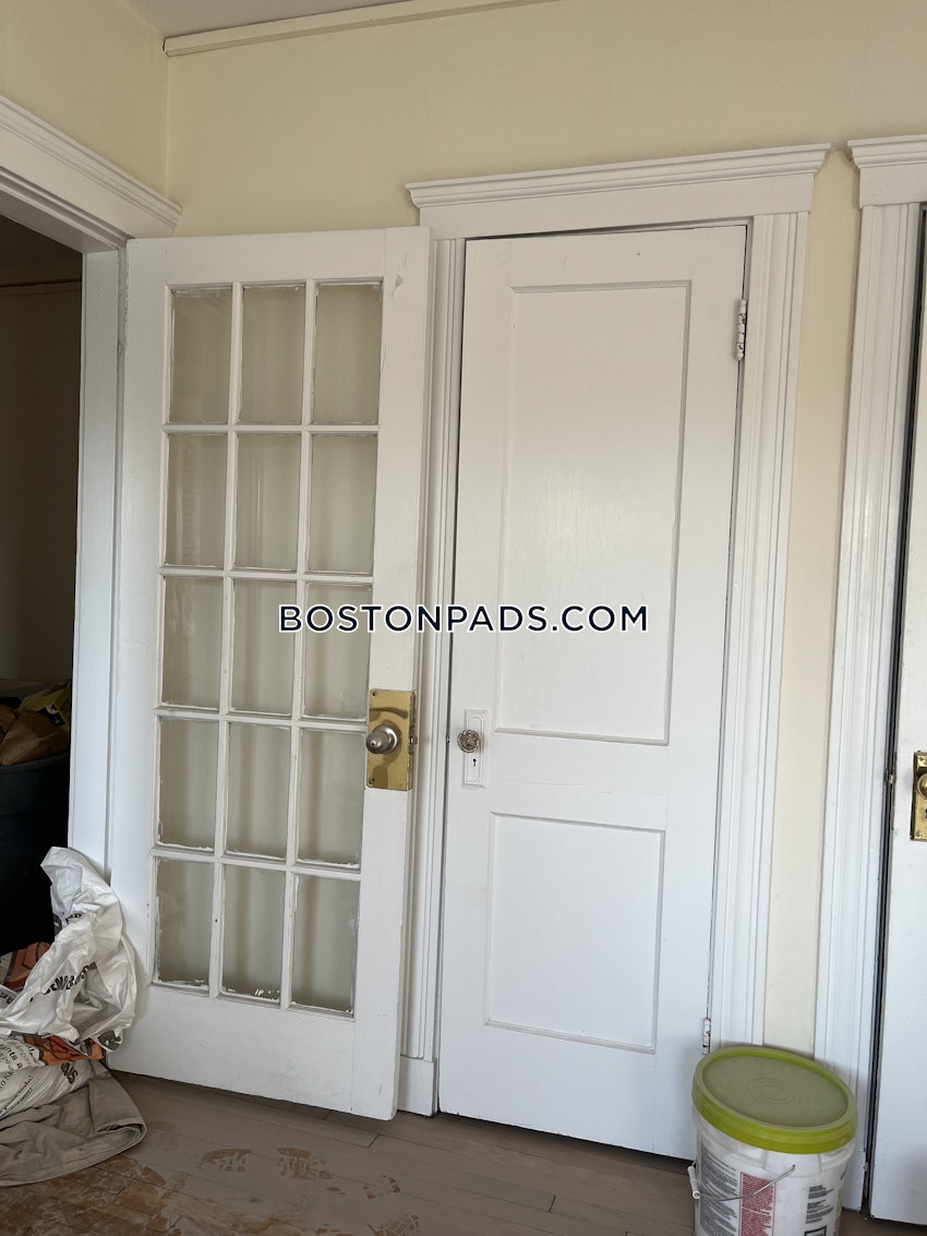 BOSTON - BRIGHTON- WASHINGTON ST./ ALLSTON ST. - 1 Bed, 1 Bath - Image 9