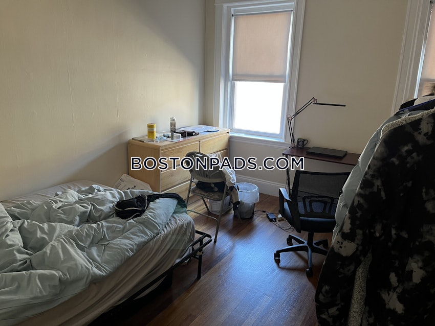 BOSTON - ALLSTON - 2 Beds, 1 Bath - Image 3