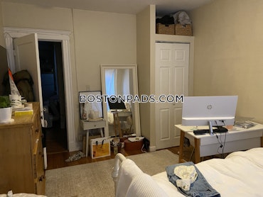 Boston - 2 Beds, 1 Baths