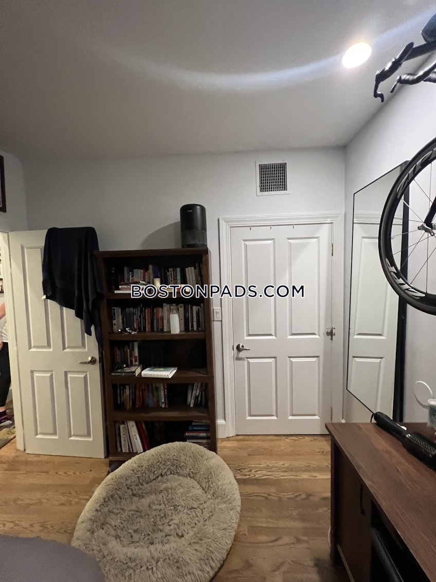 Boston - $3,000+ /month