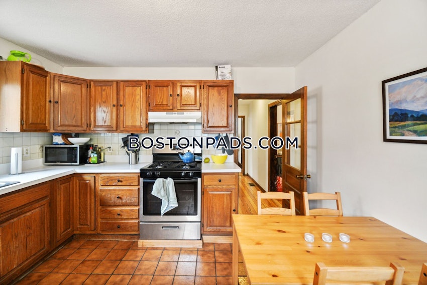 CAMBRIDGE - INMAN SQUARE - 3 Beds, 1 Bath - Image 11