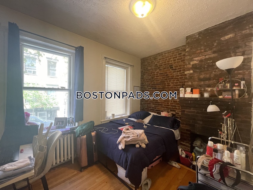 BOSTON - BEACON HILL - 2 Beds, 1 Bath - Image 1