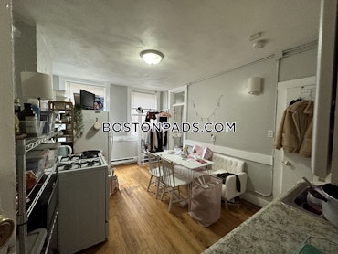 Boston - 2 Beds, 1 Baths