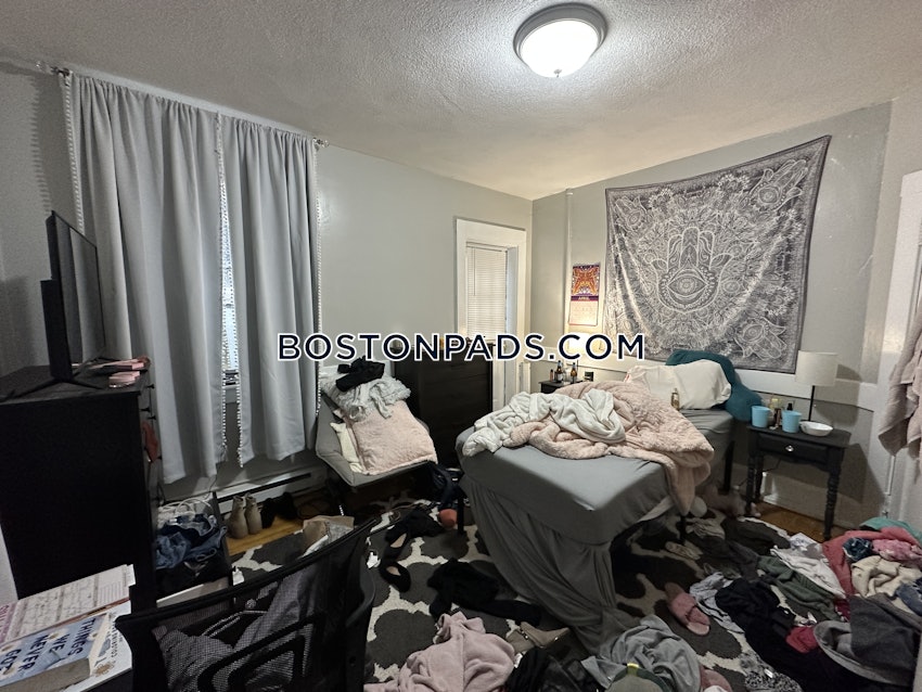 BOSTON - NORTH END - 2 Beds, 1 Bath - Image 5