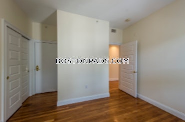 Boston - 2 Beds, 2 Baths