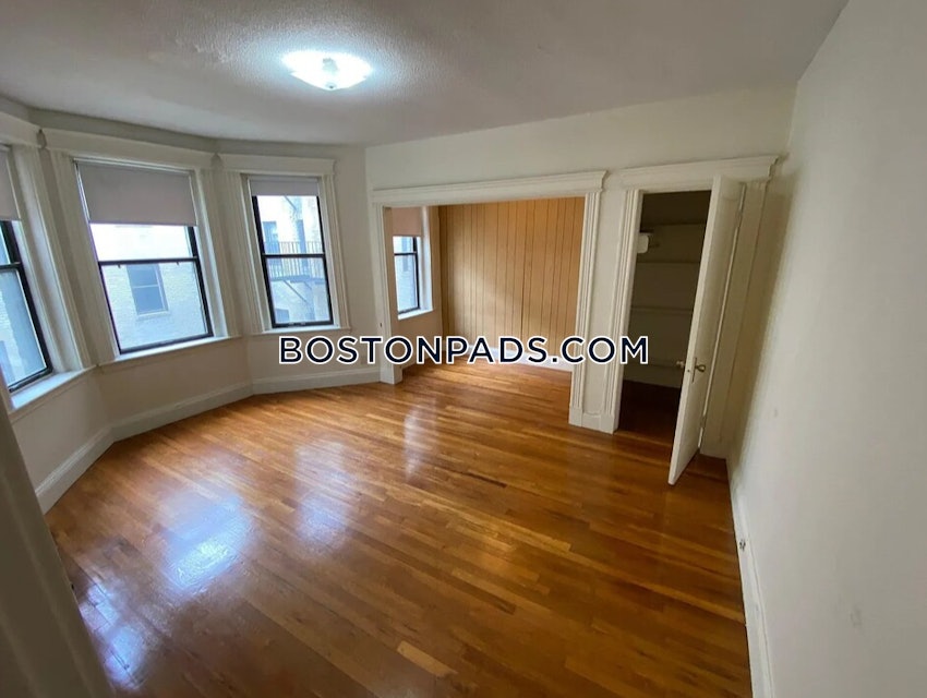 BOSTON - ALLSTON - 1 Bed, 1 Bath - Image 8