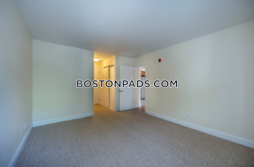 WOBURN - 1 Bed, 1 Bath - Image 1