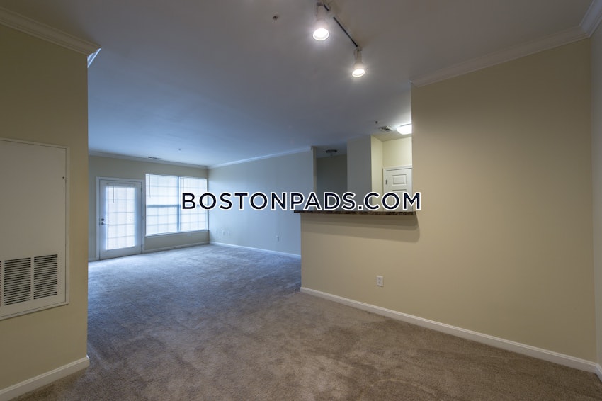 ANDOVER - 1 Bed, 2 Baths - Image 5