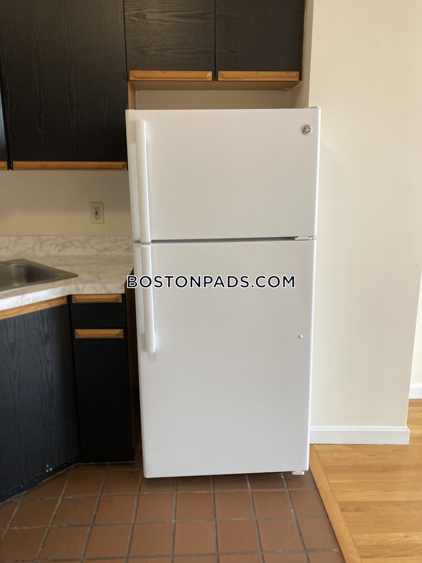 BOSTON - DOWNTOWN - 1 Bed, 1 Bath - Image 2