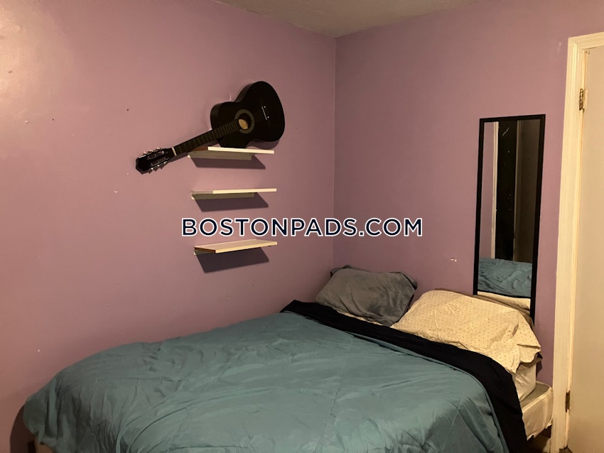 CAMBRIDGE - KENDALL SQUARE - 1 Bed, 1 Bath - Image 12