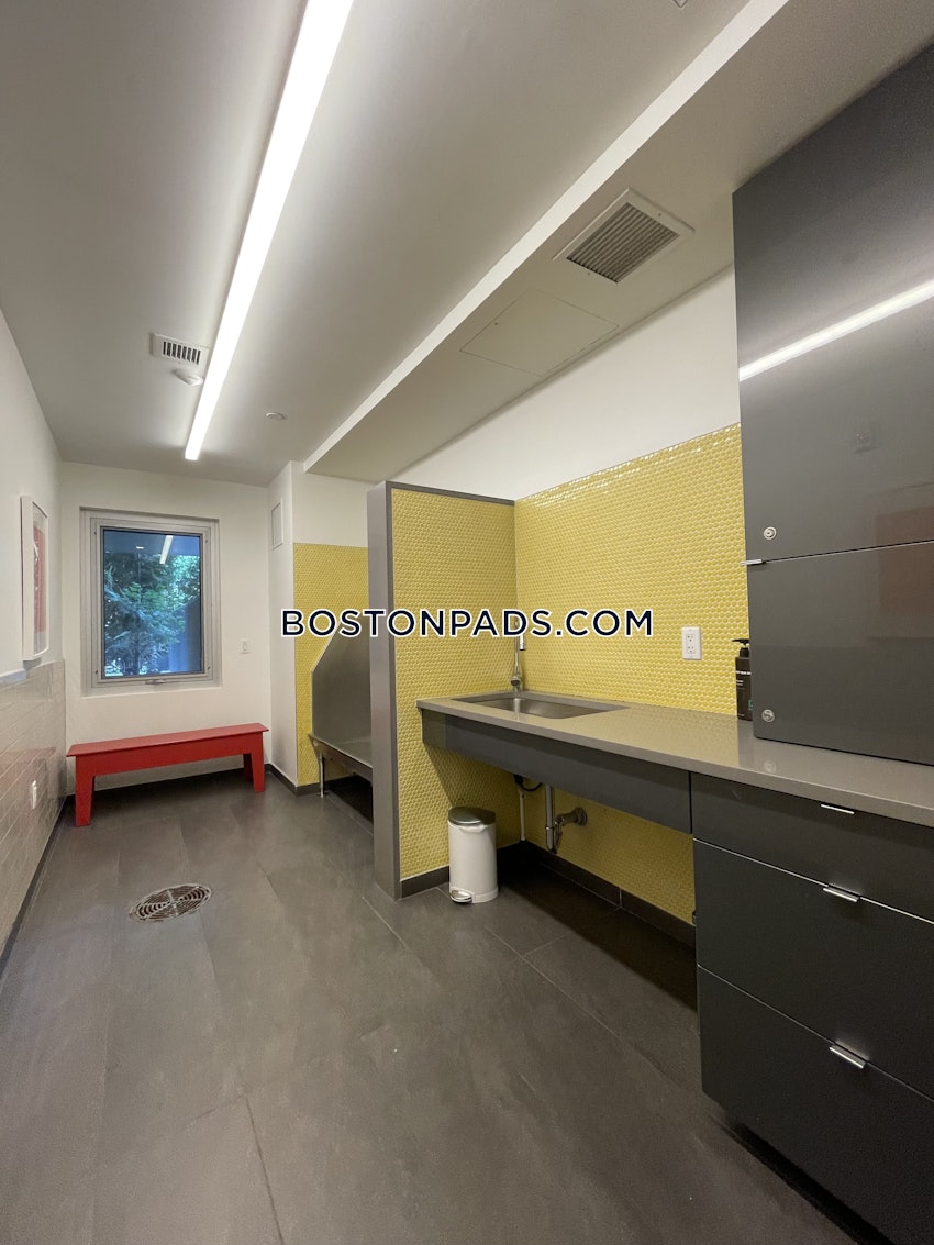 BOSTON - SOUTH END - 1 Bed, 1 Bath - Image 32