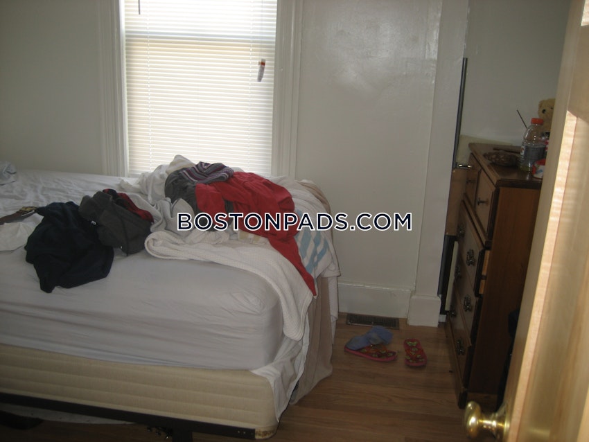 BOSTON - FORT HILL - 3 Beds, 1 Bath - Image 7