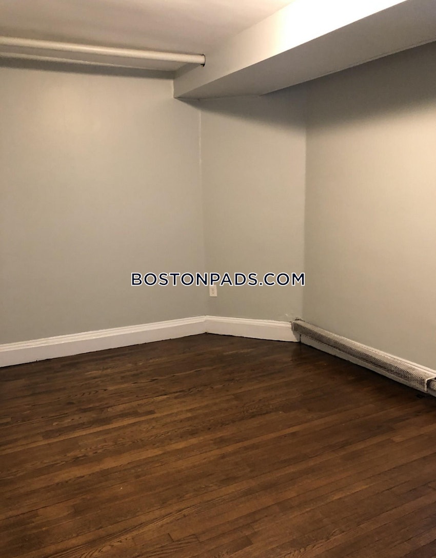 BROOKLINE- BOSTON UNIVERSITY - 2 Beds, 1 Bath - Image 4