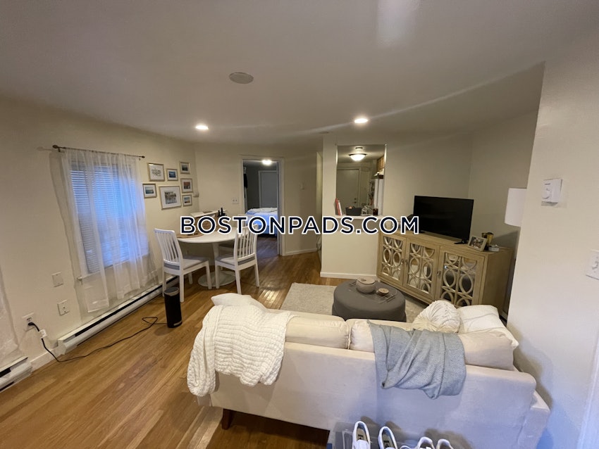 BOSTON - SOUTH BOSTON - WEST SIDE - 1 Bed, 1 Bath - Image 10