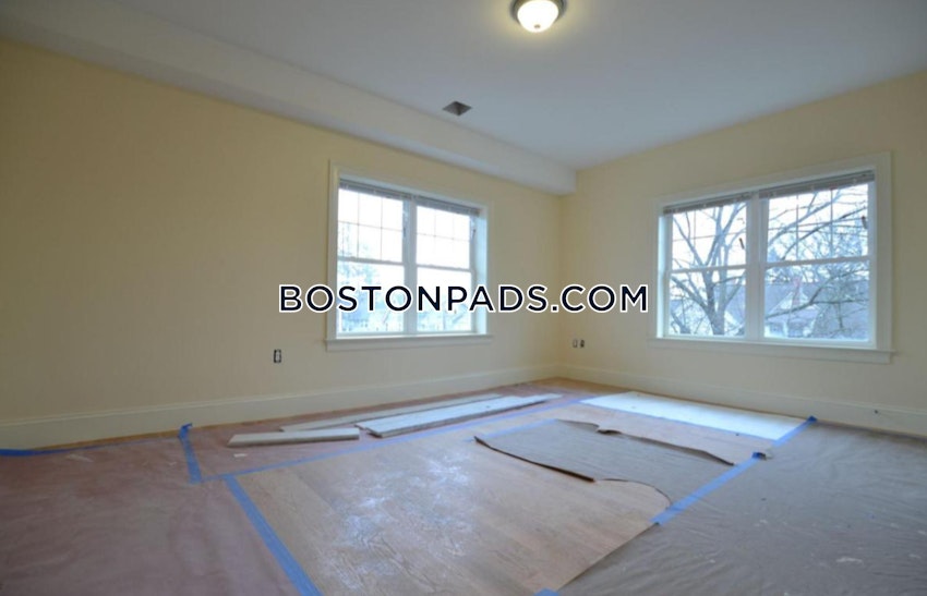 BOSTON - BRIGHTON - OAK SQUARE - 5 Beds, 3.5 Baths - Image 5