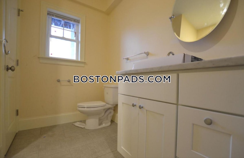 BOSTON - BRIGHTON - OAK SQUARE - 5 Beds, 3.5 Baths - Image 10