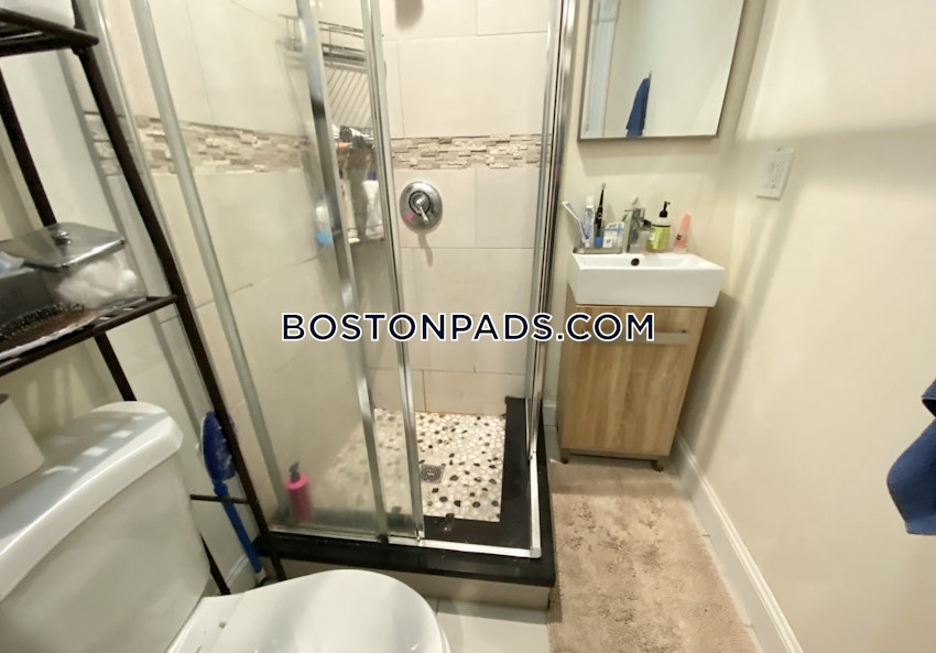 BOSTON - DORCHESTER/SOUTH BOSTON BORDER - 4 Beds, 2 Baths - Image 23