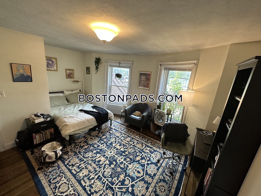 BOSTON - SOUTH BOSTON - EAST SIDE - 3 Beds, 1 Bath - Image 48