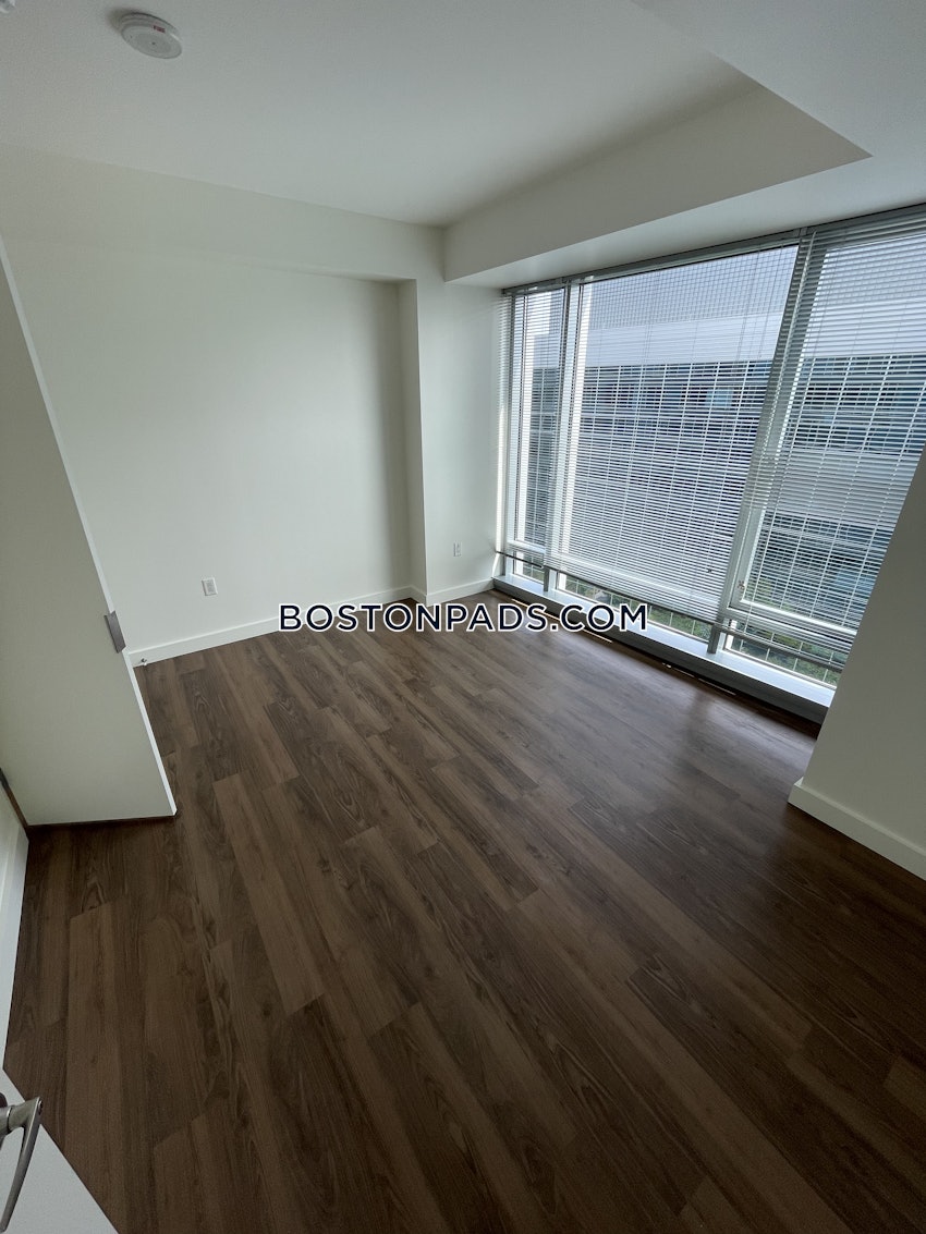 BOSTON - FENWAY/KENMORE - 1 Bed, 1 Bath - Image 19