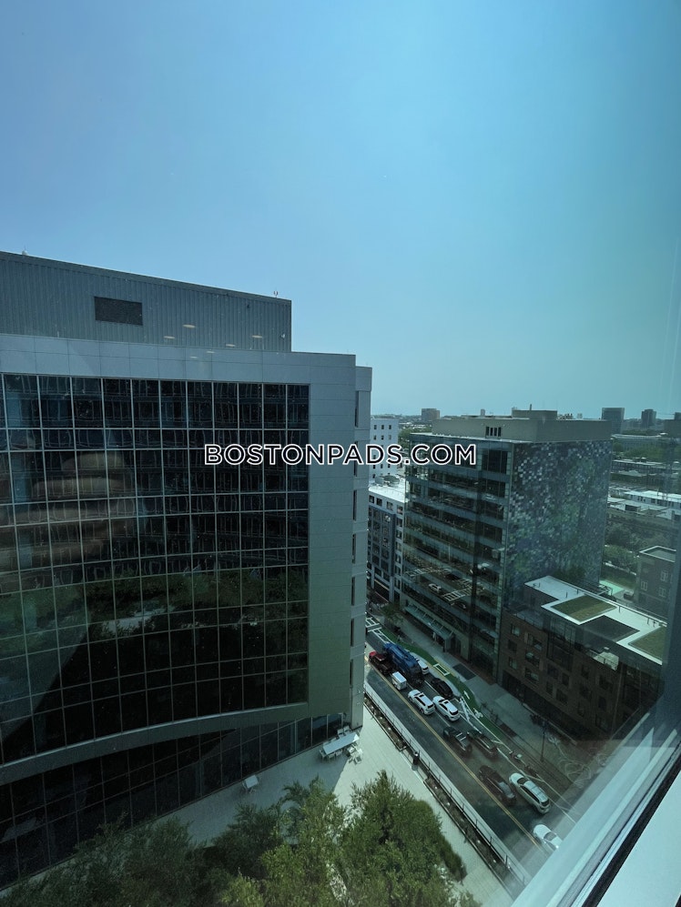 Boylston St., Boston