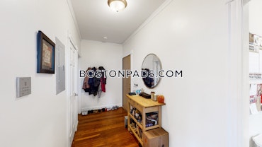 Boston - 1 Beds, 1 Baths