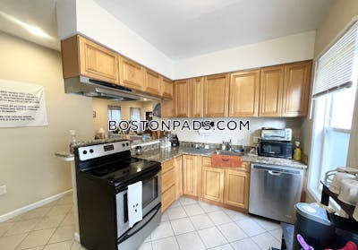 Dorchester Apartment for rent 3 Bedrooms 1 Bath Boston - $3,900 No Fee