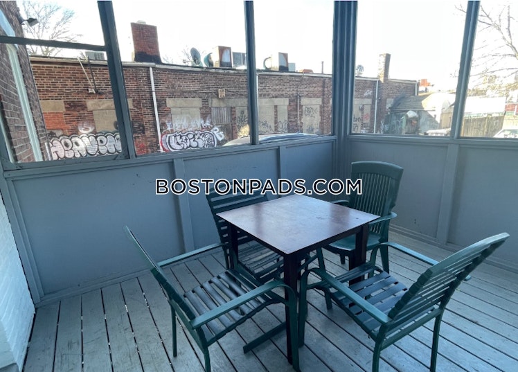 Farrington Ave., Boston